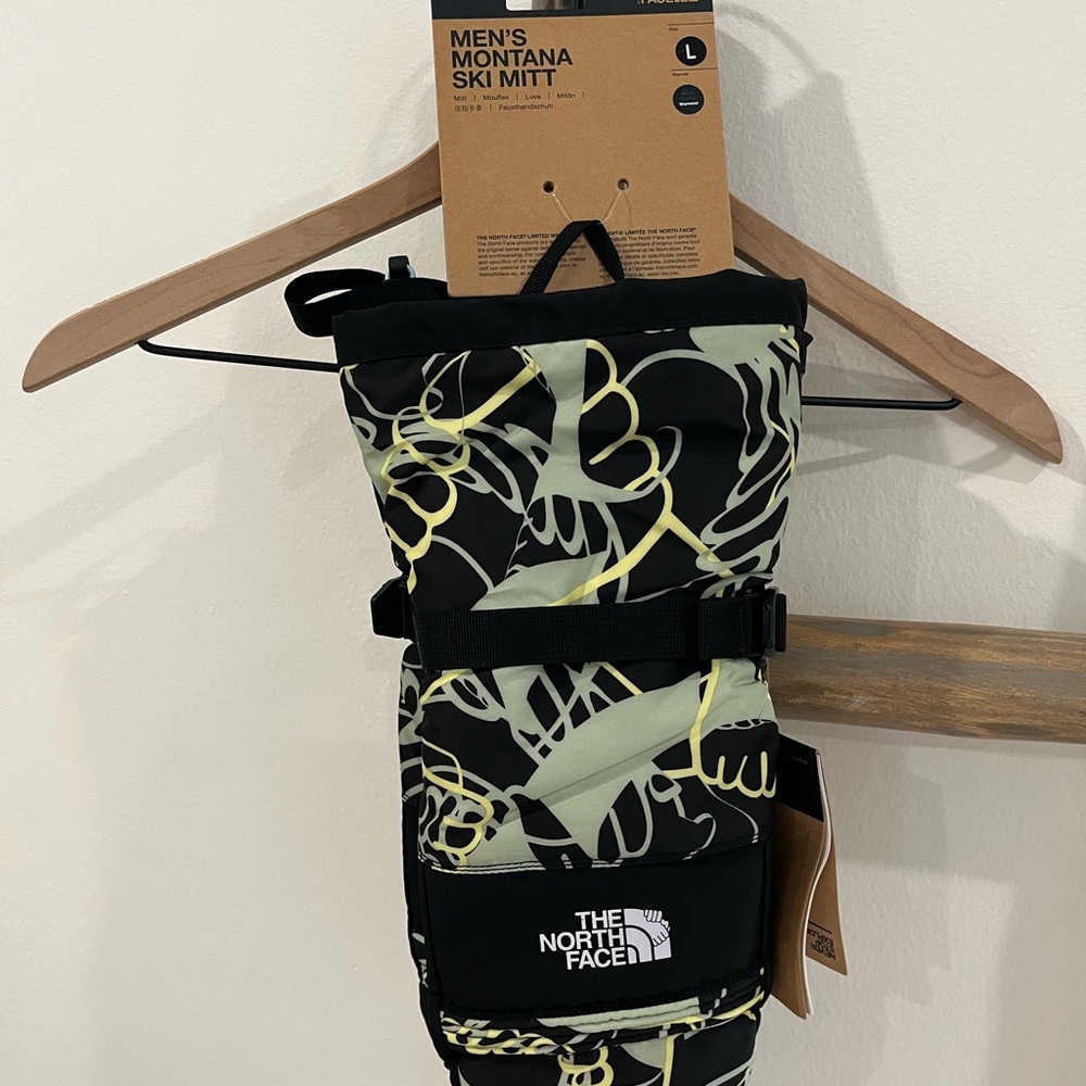 The North Face Black and Yellow Patterned Ski Mitts